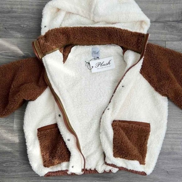 Revolve X Plush Apparel | Teddy Jacket with Removeable Hoodie - Picture 5 of 7